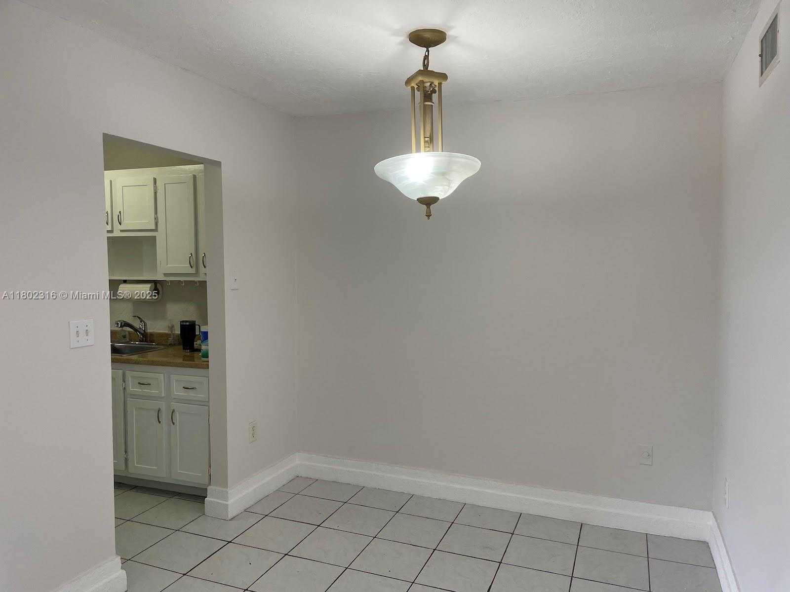 Small Image of 1655 WEST 44TH PL #210, Hialeah Number 6