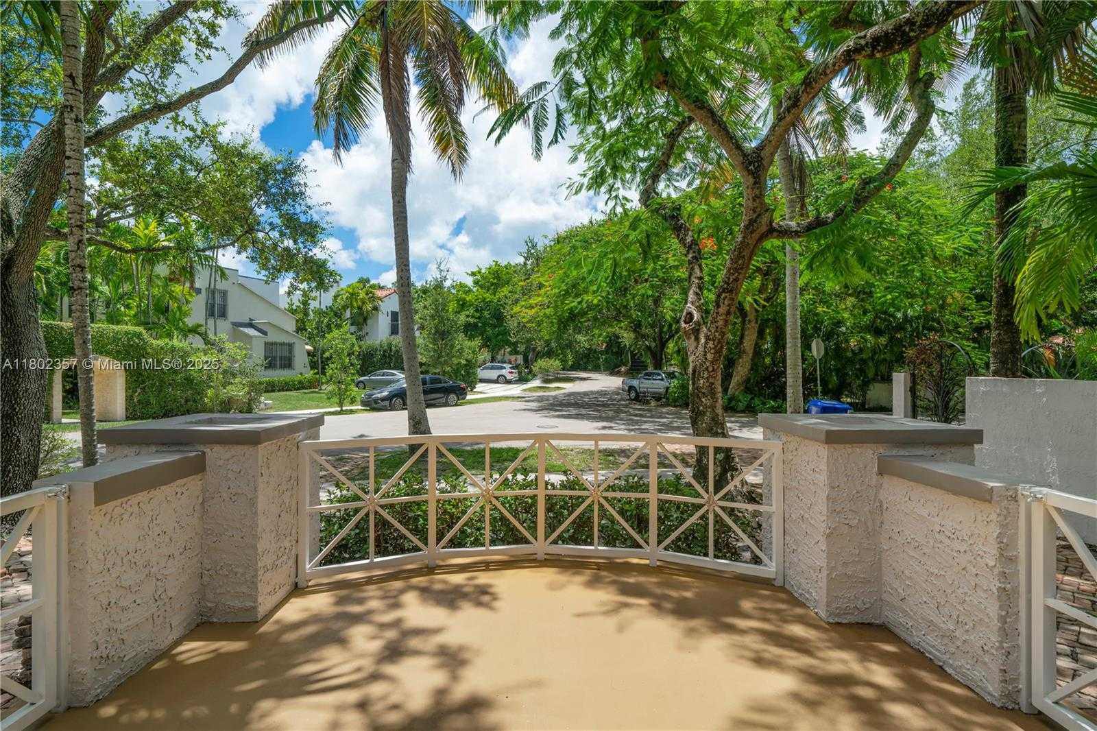 Small Image of 1765 WA KEE NA DR, Miami Number 4