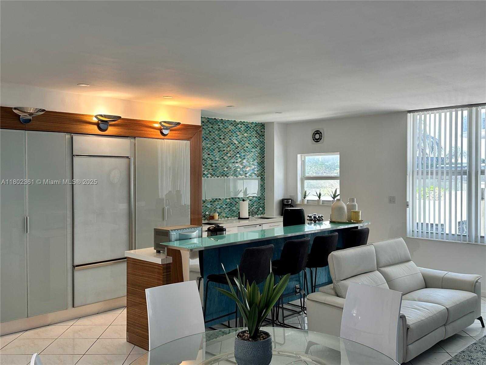 Small Image of 4747 COLLINS AVE #407, Miami Beach Number 10