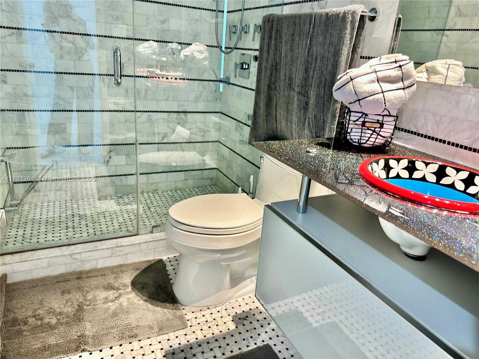 Small Image of 4747 COLLINS AVE #407, Miami Beach Number 14