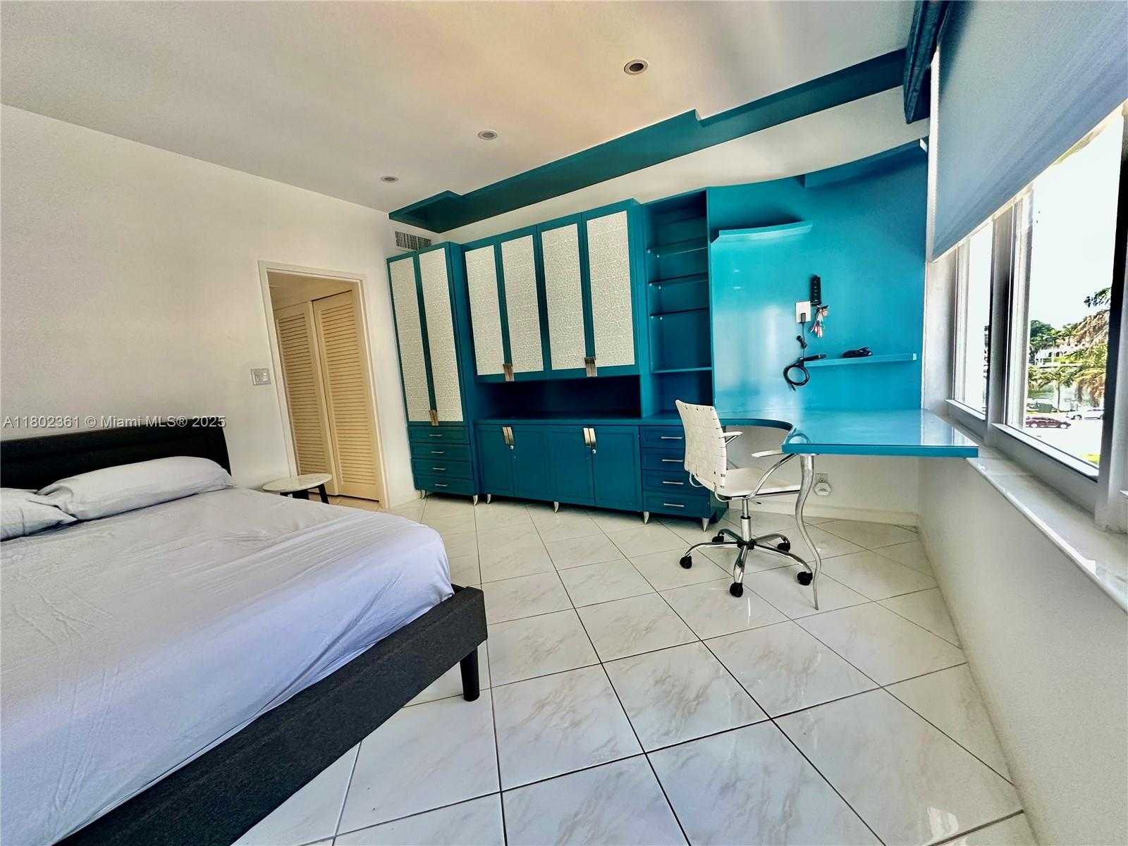 Small Image of 4747 COLLINS AVE #407, Miami Beach Number 20