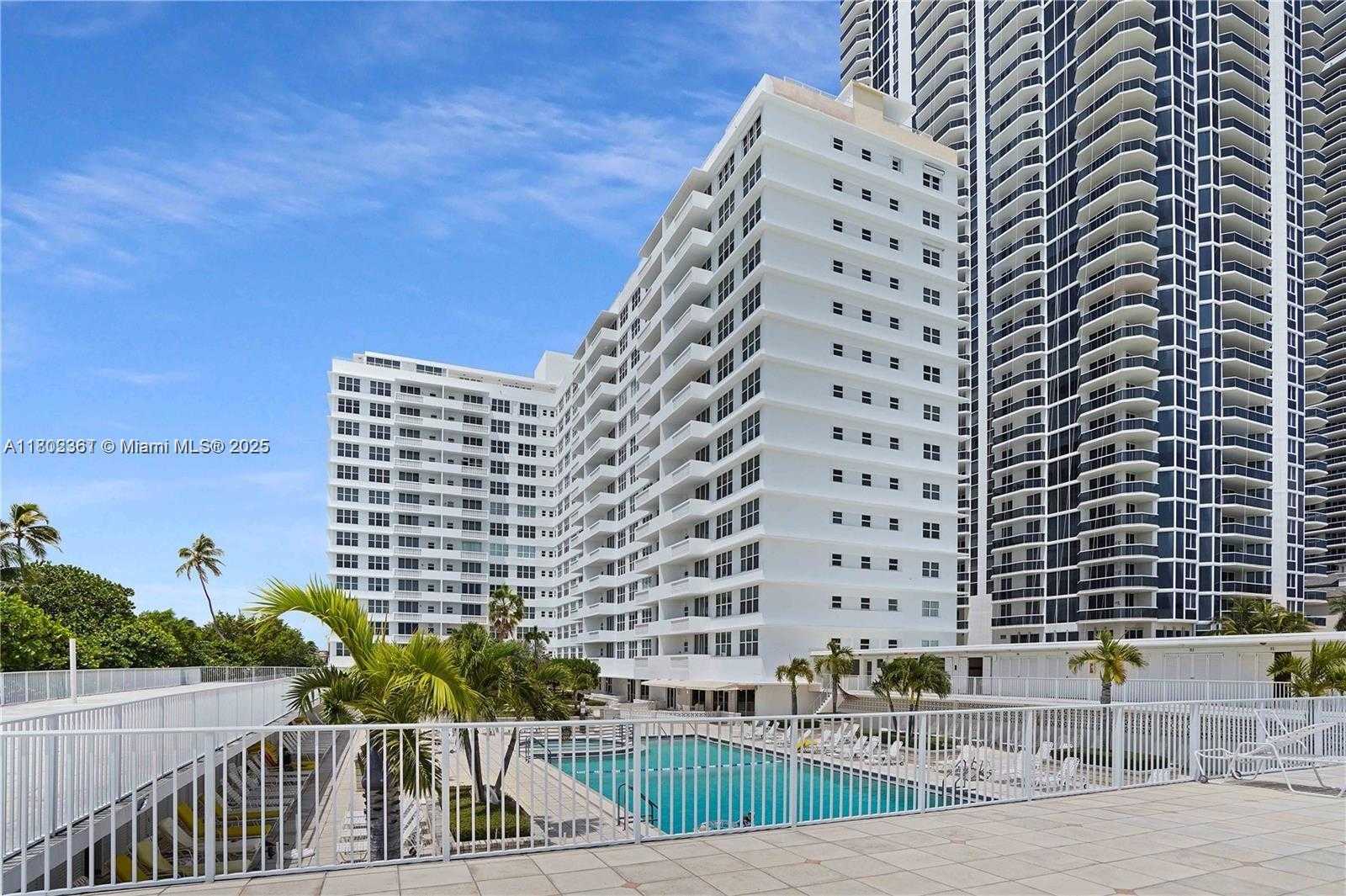 Small Image of 4747 COLLINS AVE #407, Miami Beach Number 41