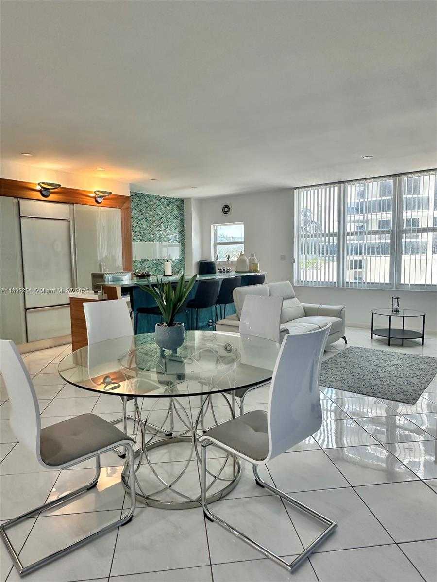 Small Image of 4747 COLLINS AVE #407, Miami Beach Number 7