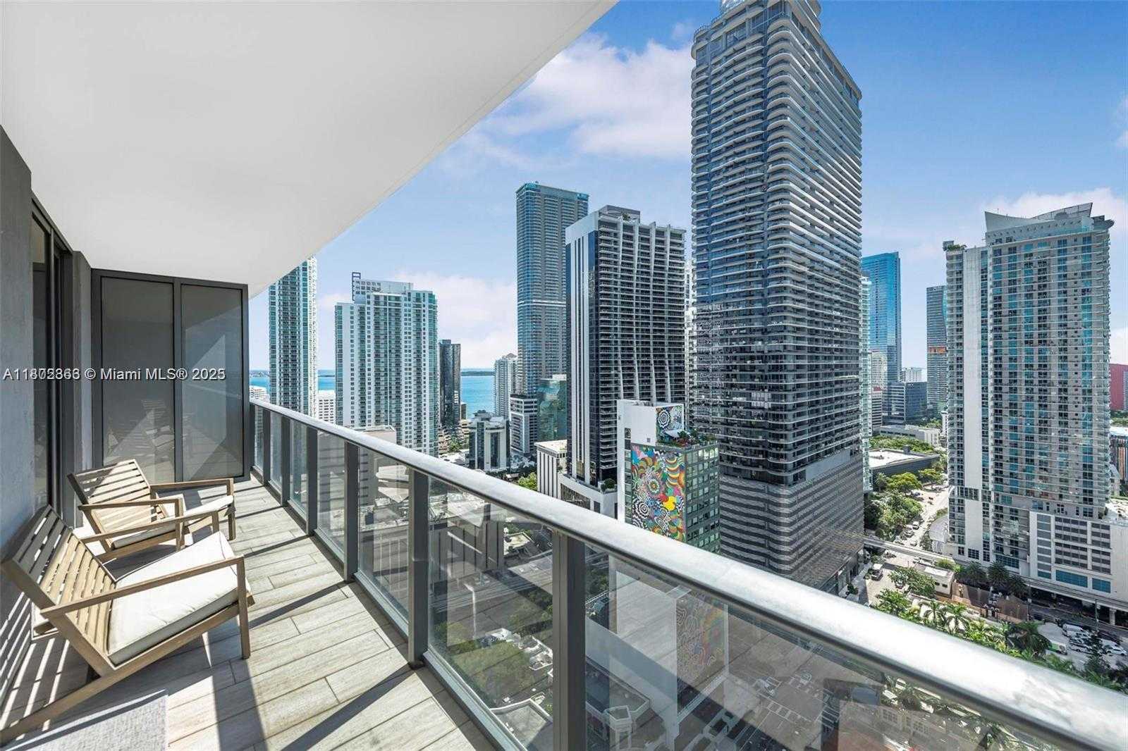 Small Image of 45 SOUTH WEST 9TH ST #2605, Miami Number 17