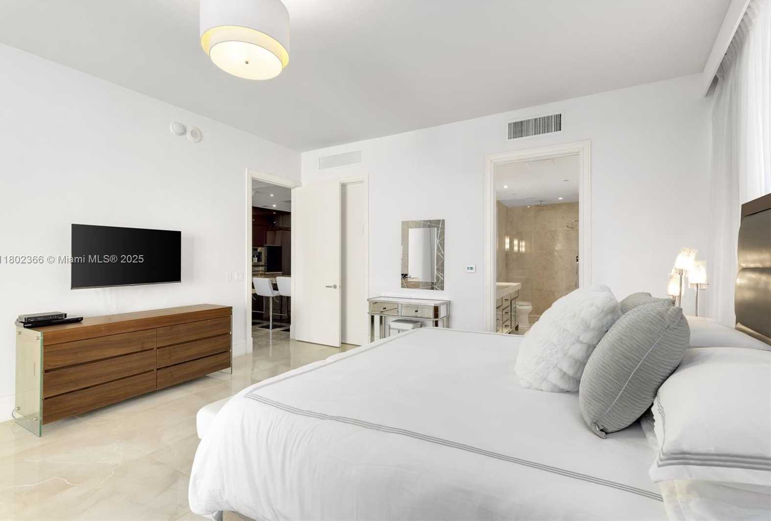 Small Image of 9701 COLLINS AVE #404S, Bal Harbour Number 12