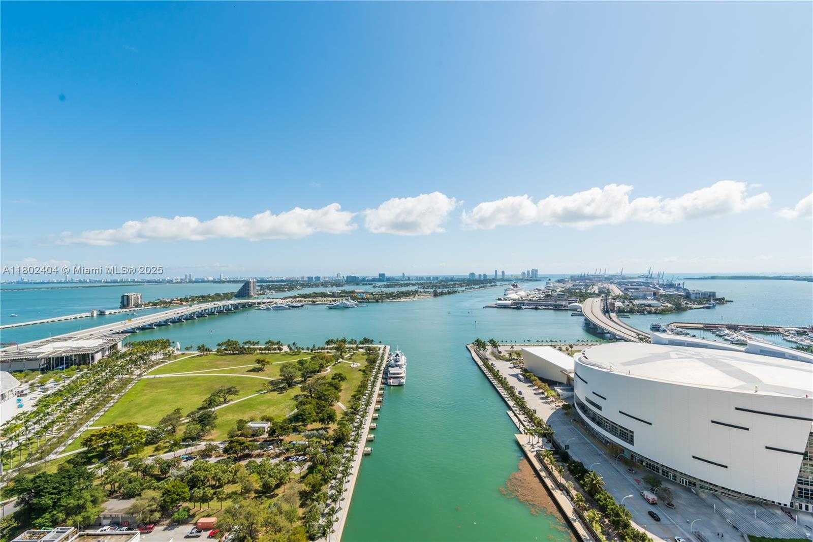 Small Image of 888 BISCAYNE BLVD #3911, Miami Number 10