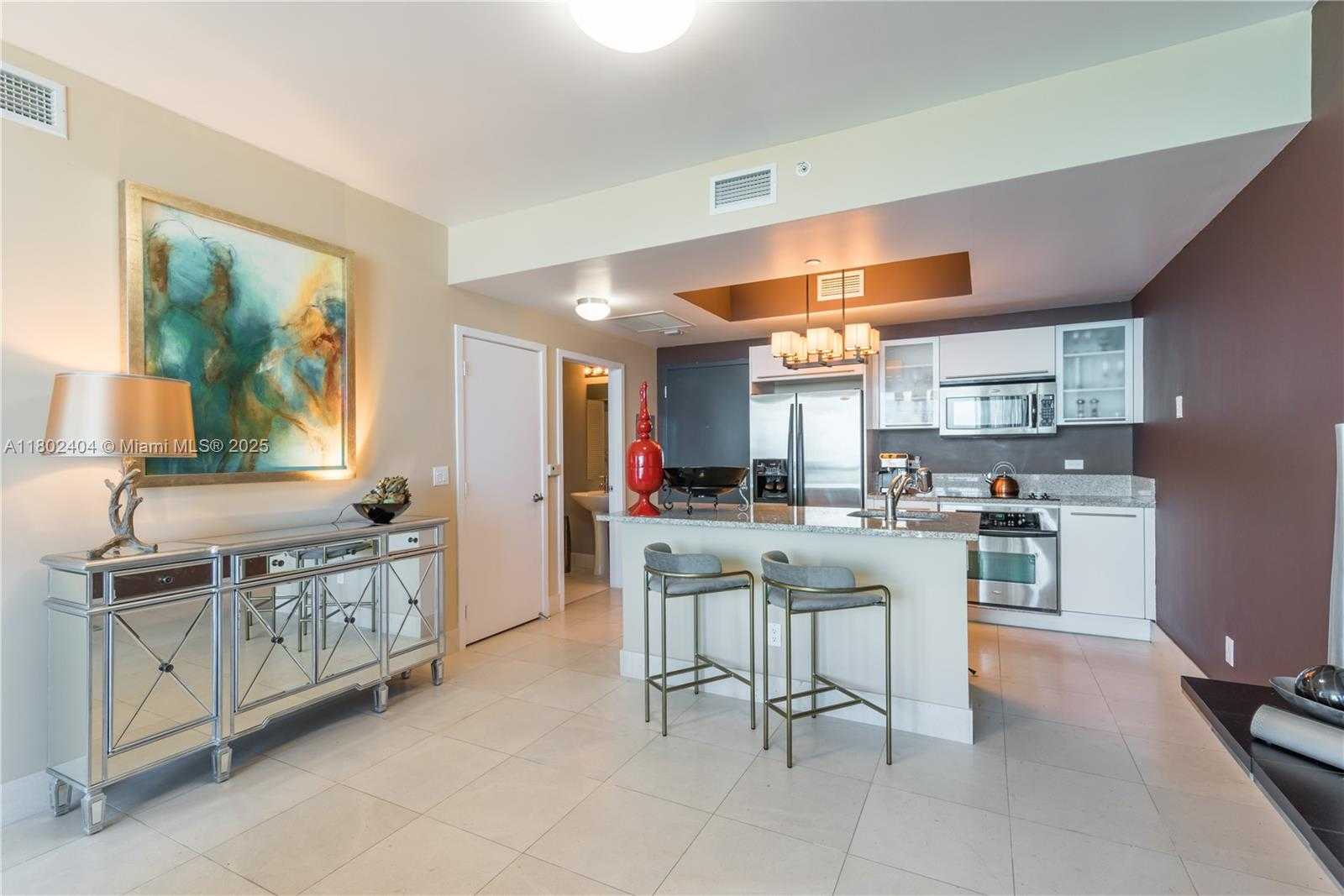 Small Image of 888 BISCAYNE BLVD #3911, Miami Number 5