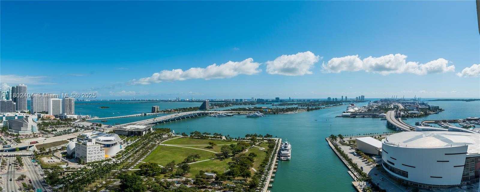 Small Image of 888 BISCAYNE BLVD #3911, Miami Number 9