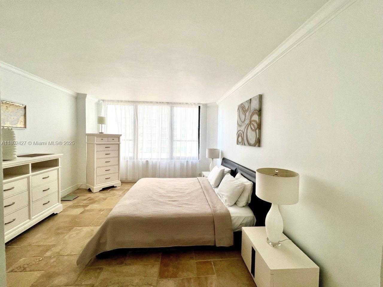Small Image of 3505 SOUTH OCEAN DR #619, Hollywood Number 4