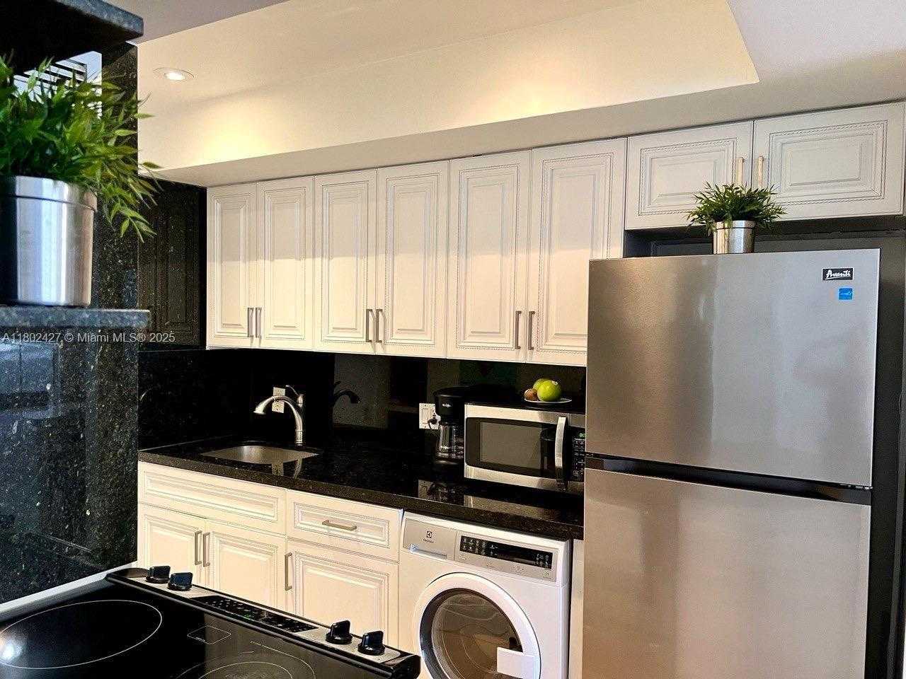 Small Image of 3505 SOUTH OCEAN DR #619, Hollywood Number 5