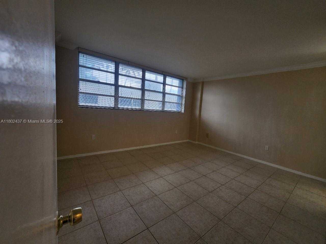 Small Image of 800 WEST AVE #506, Miami Beach Number 8