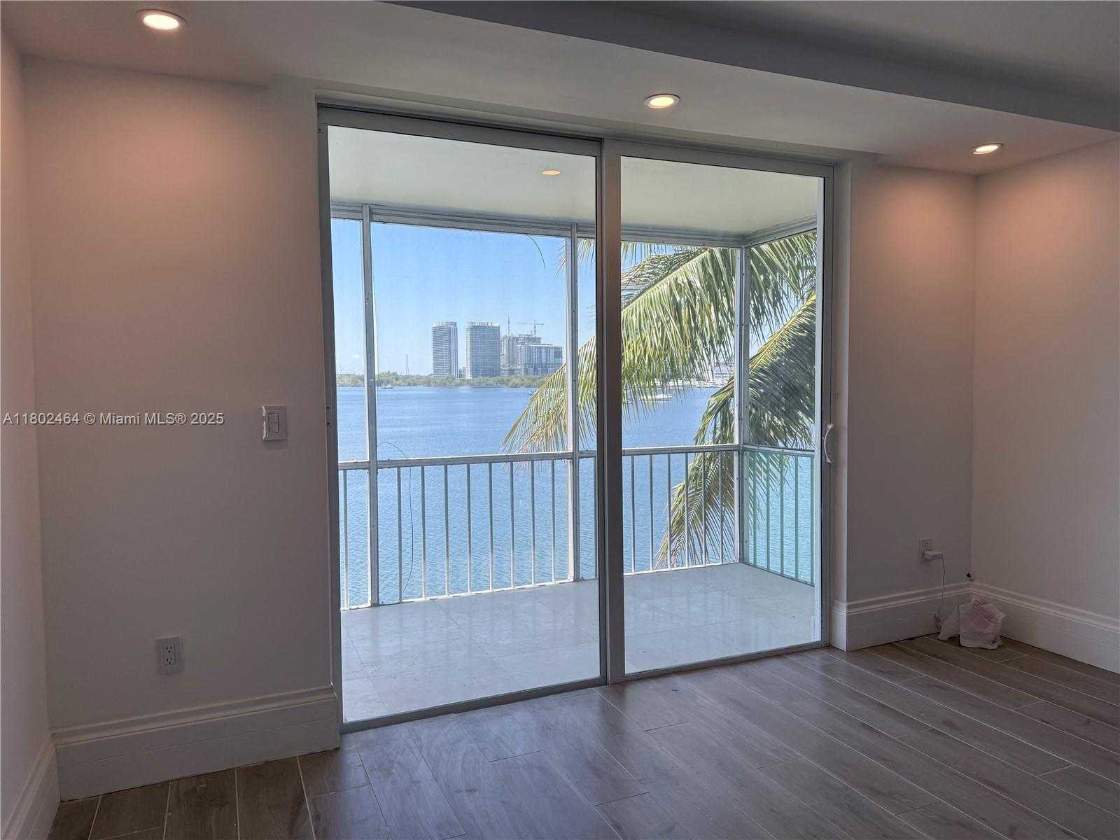 Small Image of 3000 MARCOS DR #P305, Aventura Number 7