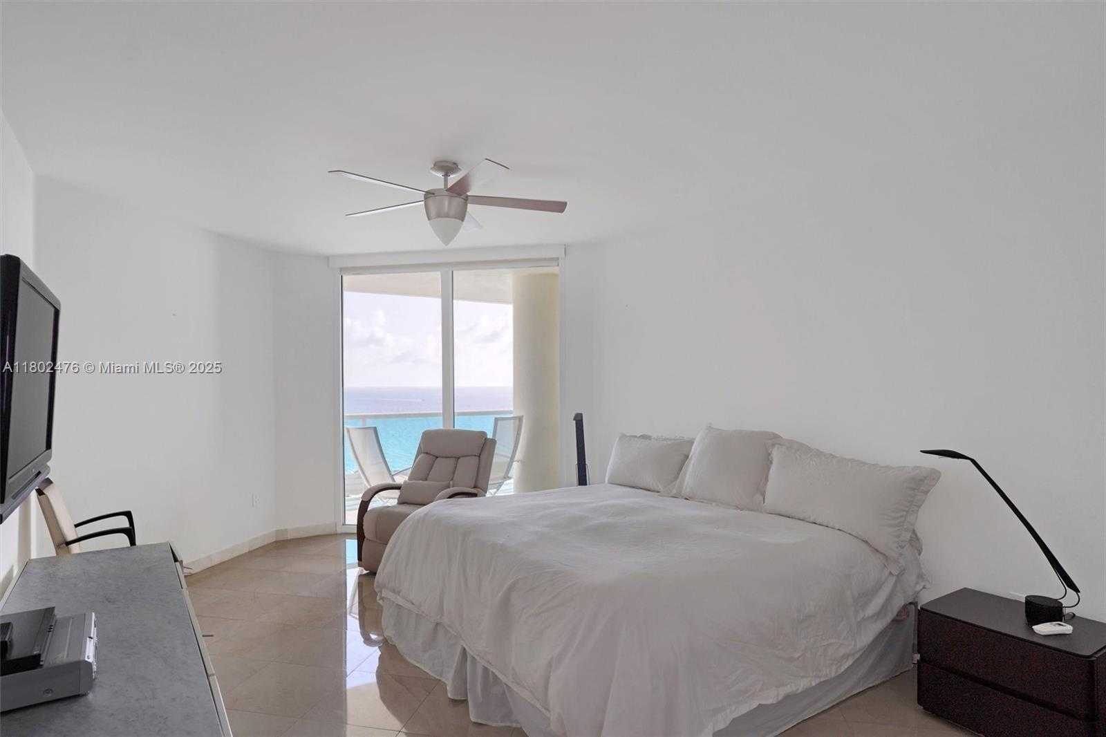 Small Image of 5025 COLLINS AVE #2107, Miami Beach Number 10