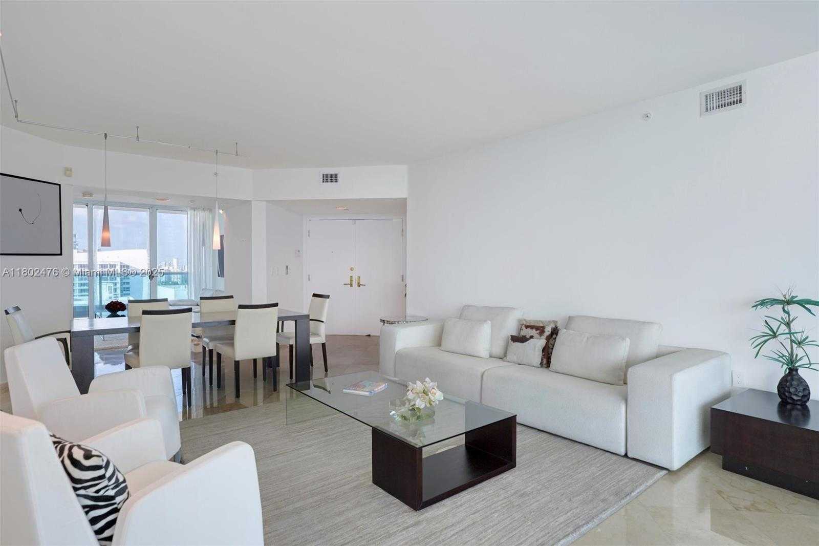 Small Image of 5025 COLLINS AVE #2107, Miami Beach Number 3