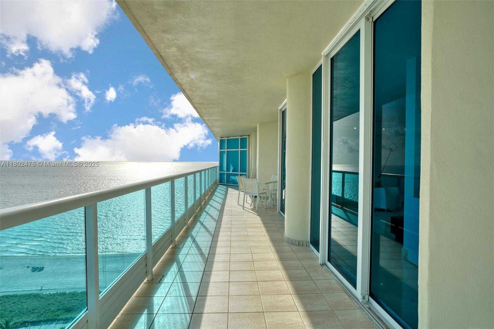 Small Image of 5025 COLLINS AVE #2107, Miami Beach Number 9