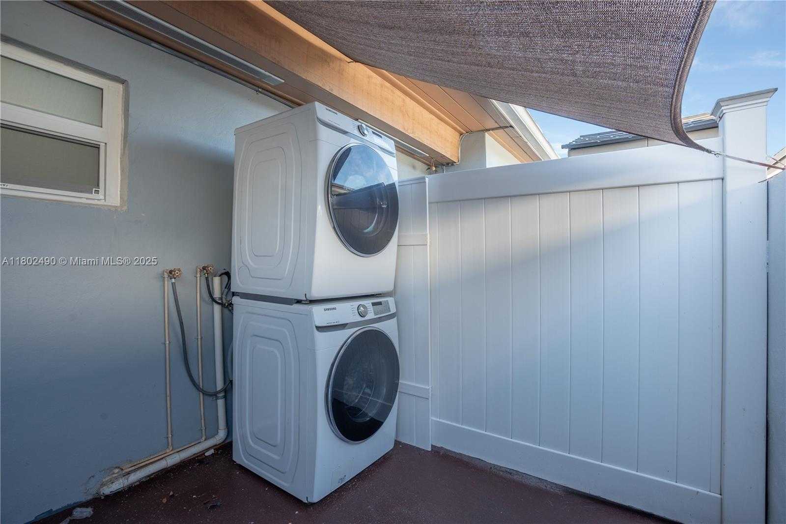 Small Image of 6695 SOUTH WEST 28TH ST #6695, Miami Number 16