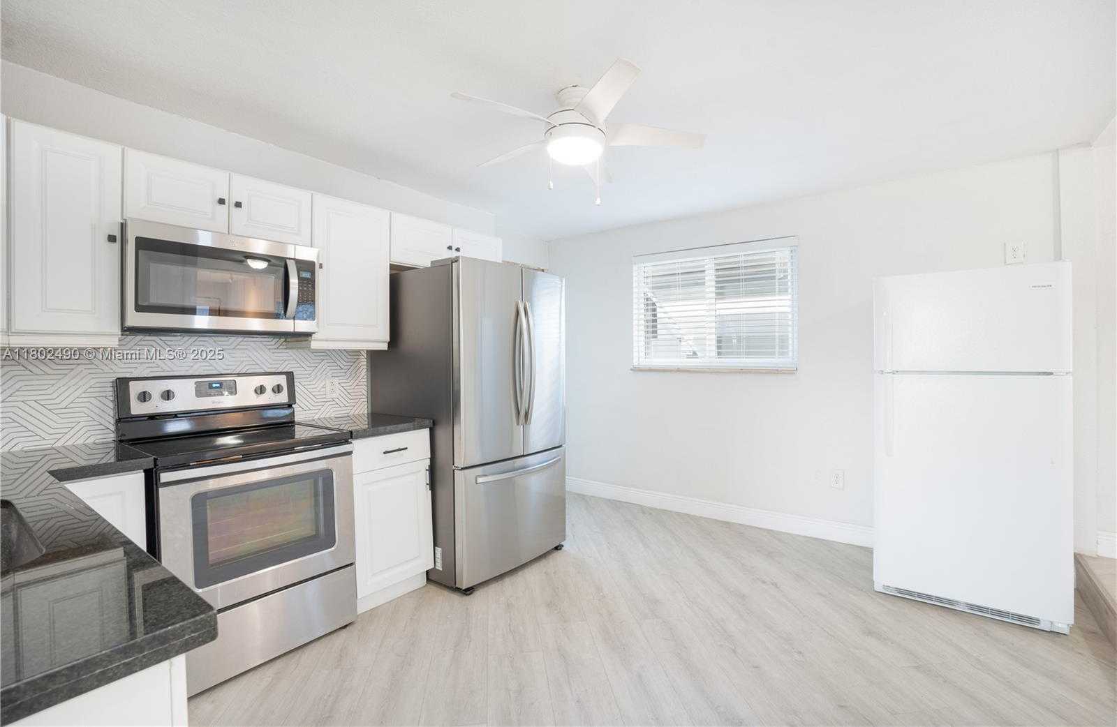 Small Image of 6695 SOUTH WEST 28TH ST #6695, Miami Number 2
