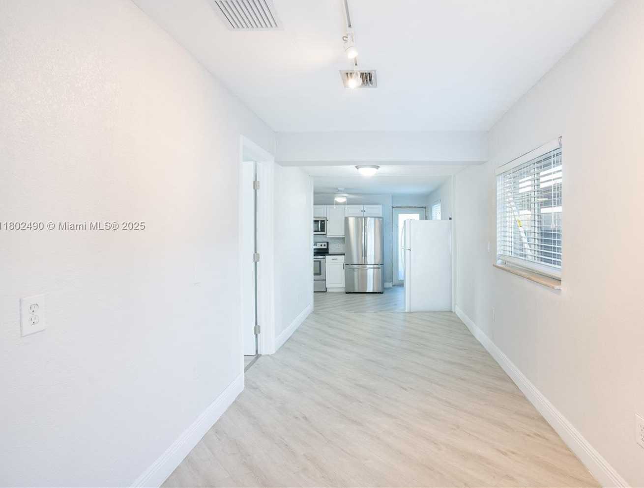 Small Image of 6695 SOUTH WEST 28TH ST #6695, Miami Number 5