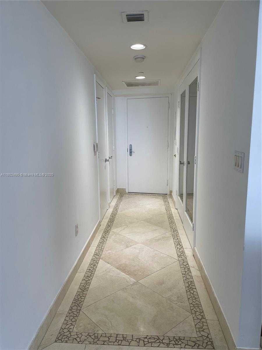 Small Image of 1850 SOUTH OCEAN DR #3506, Hallandale Beach Number 2