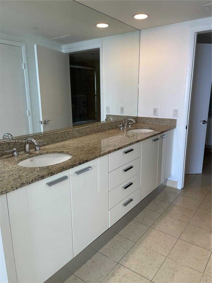 Small Image of 1850 SOUTH OCEAN DR #3506, Hallandale Beach Number 6