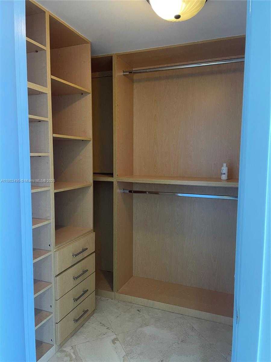 Small Image of 1850 SOUTH OCEAN DR #3506, Hallandale Beach Number 7