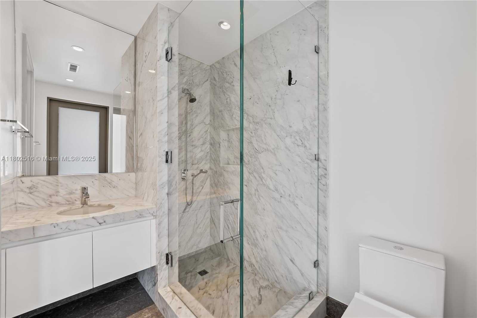 Small Image of 17901 COLLINS AVE #2404, Sunny Isles Beach Number 20