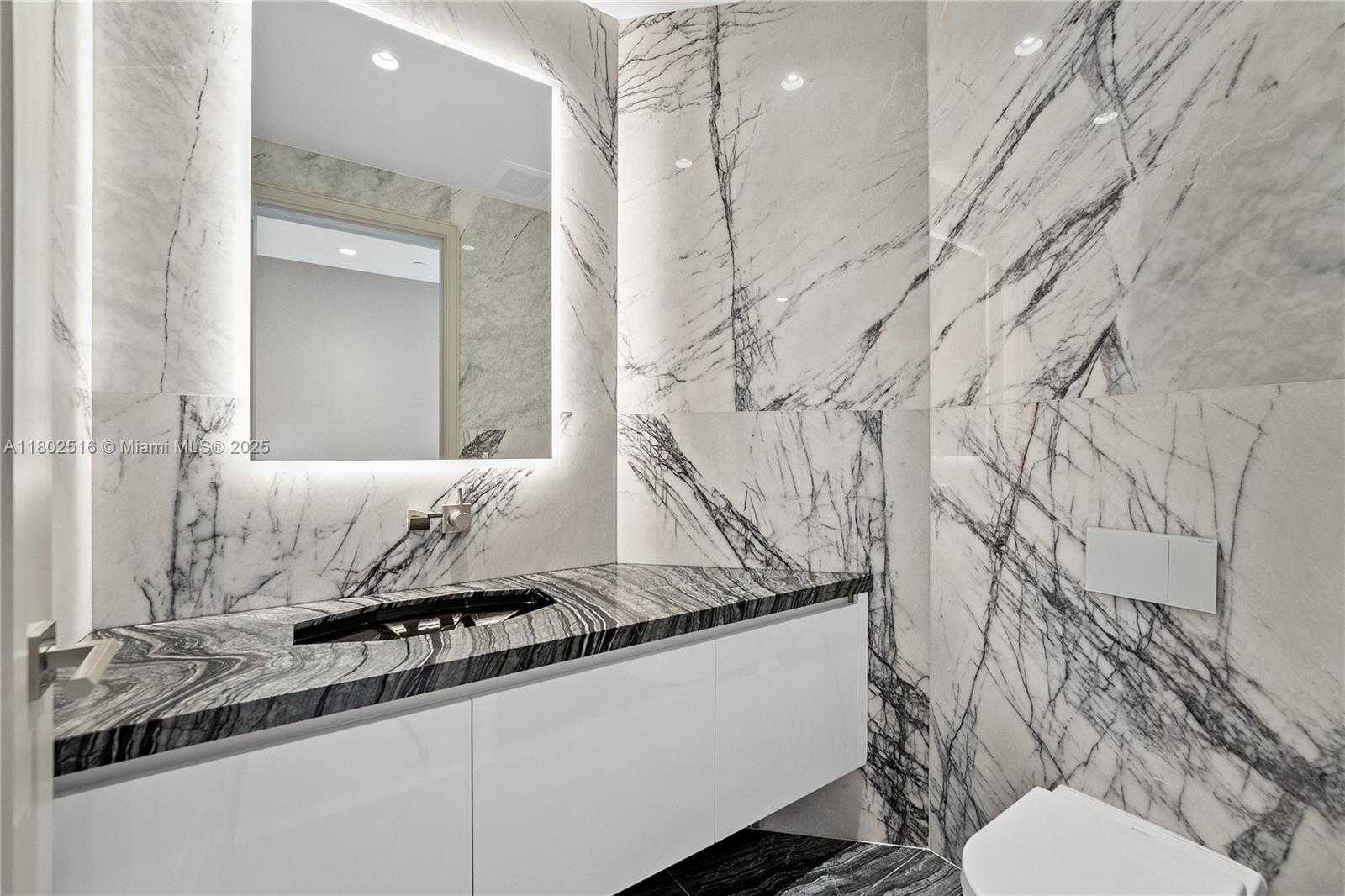 Small Image of 17901 COLLINS AVE #2404, Sunny Isles Beach Number 27