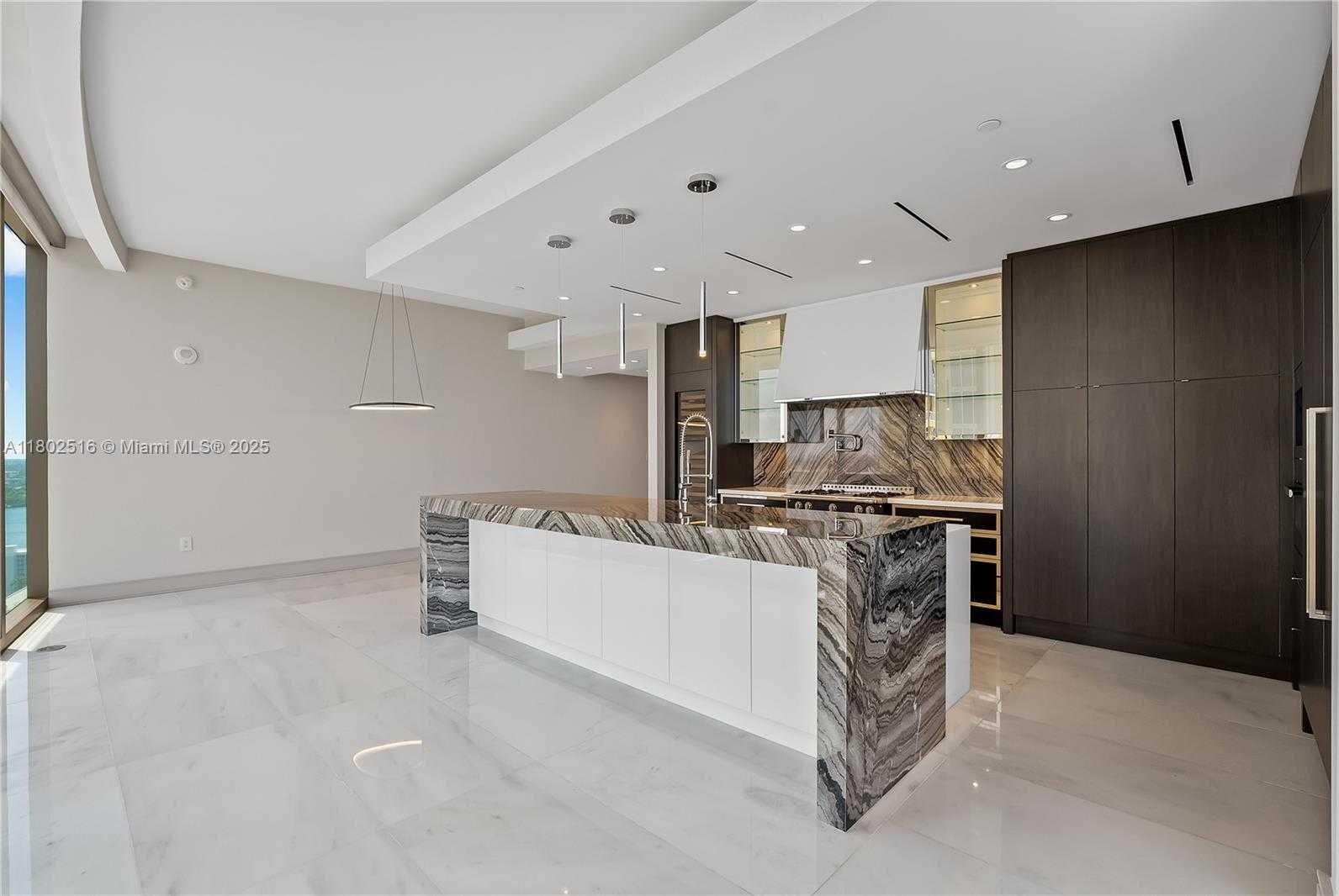 Small Image of 17901 COLLINS AVE #2404, Sunny Isles Beach Number 5