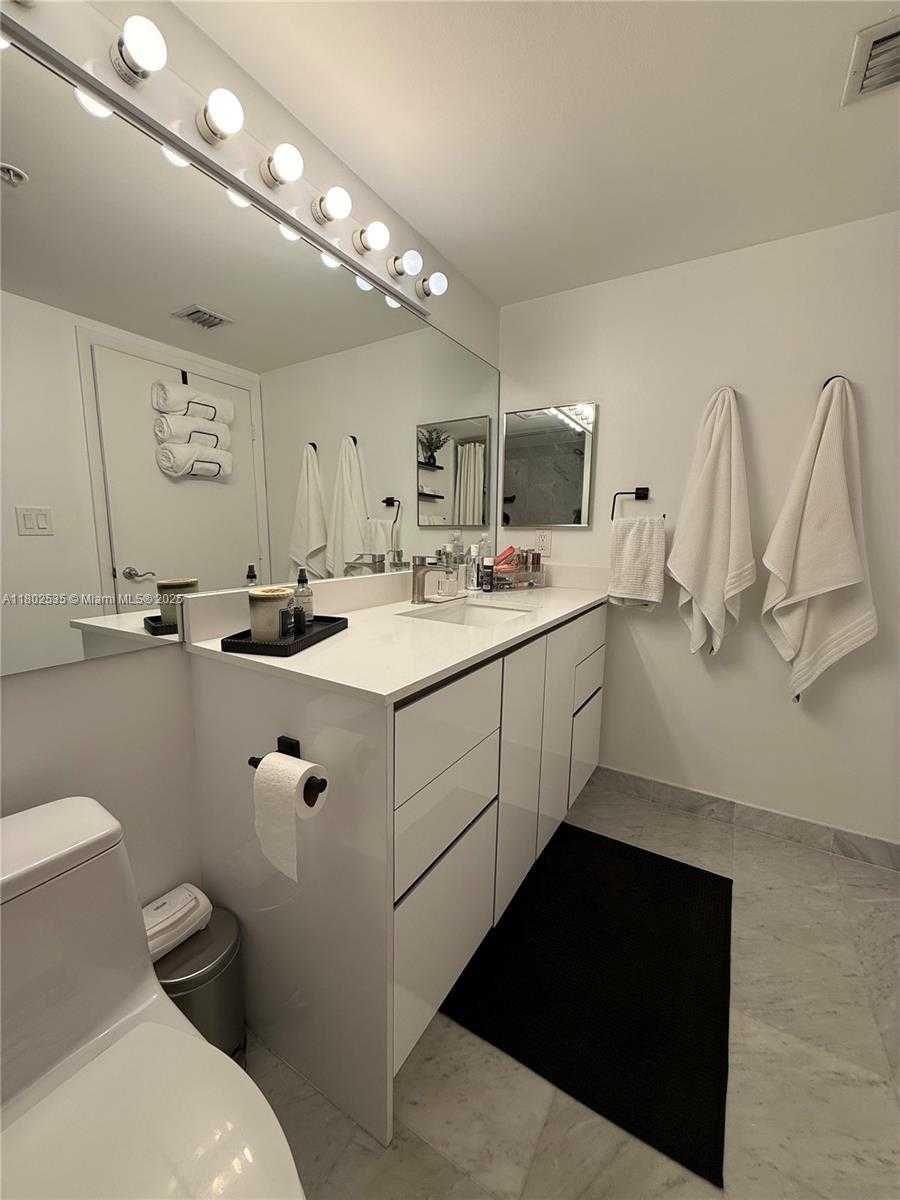Small Image of 31 SOUTH EAST 5TH ST #907, Miami Number 14