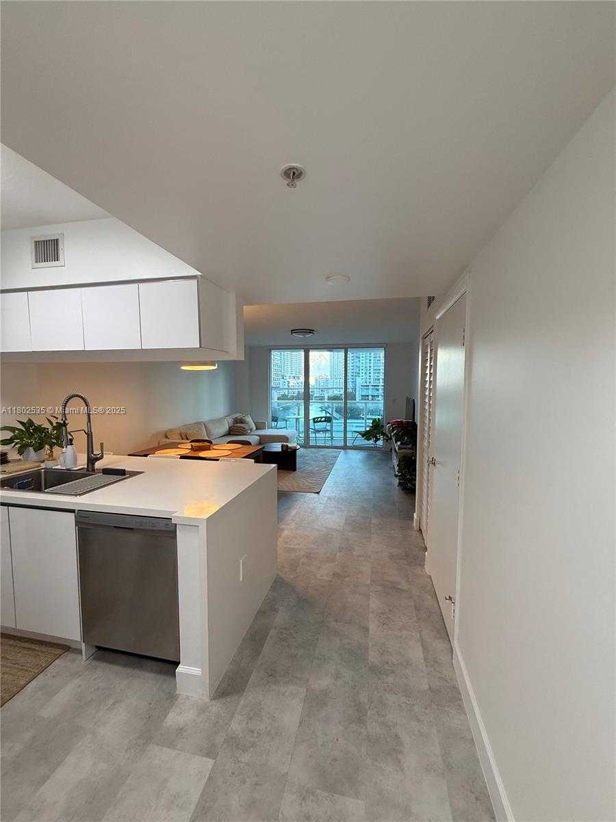 Small Image of 31 SOUTH EAST 5TH ST #907, Miami Number 4