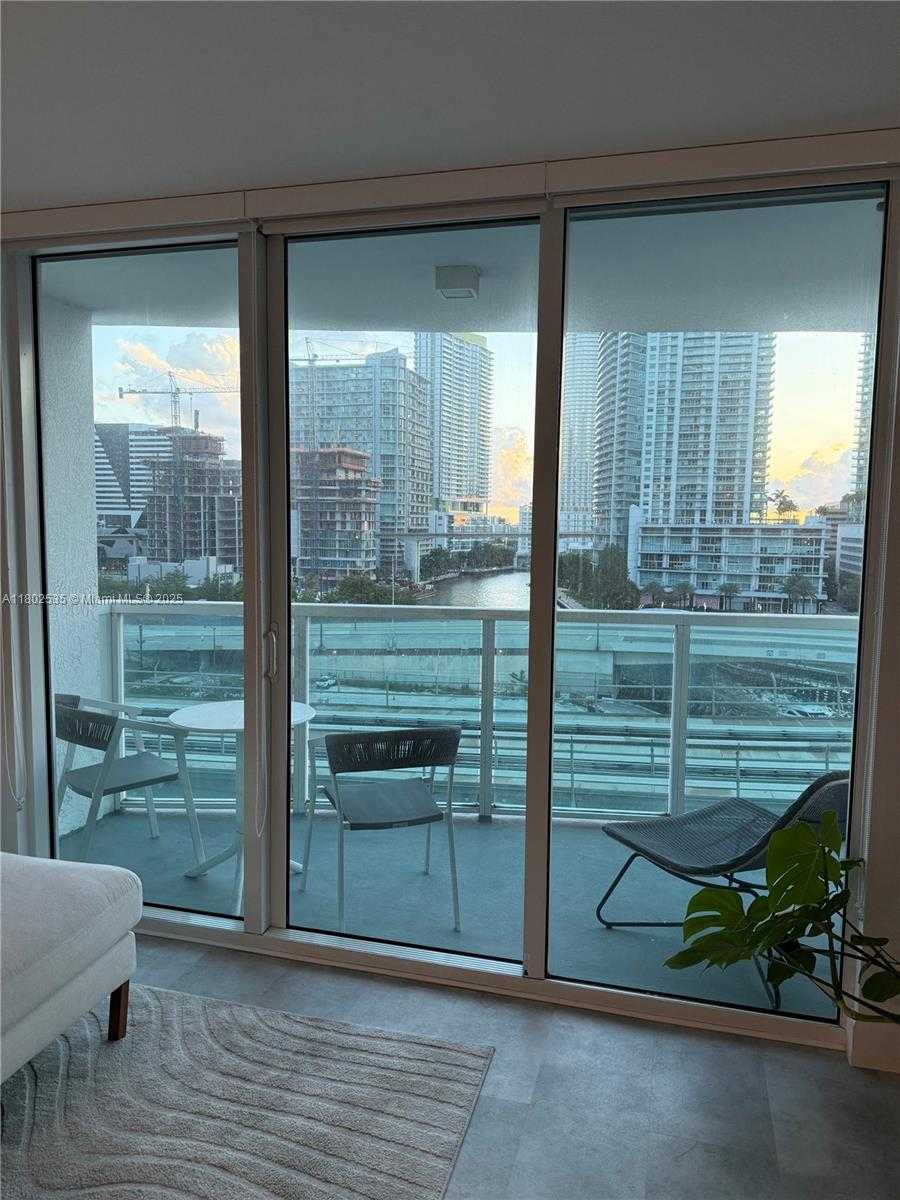 Small Image of 31 SOUTH EAST 5TH ST #907, Miami Number 9