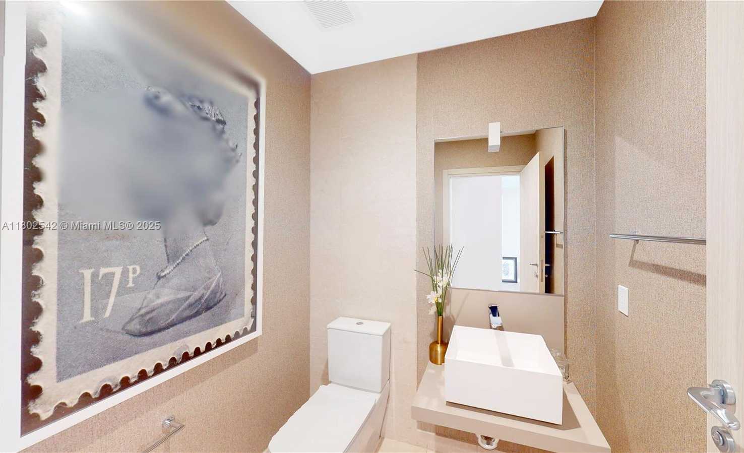 Small Image of 1000 BRICKELL PLZ #TH1812, Miami Number 11