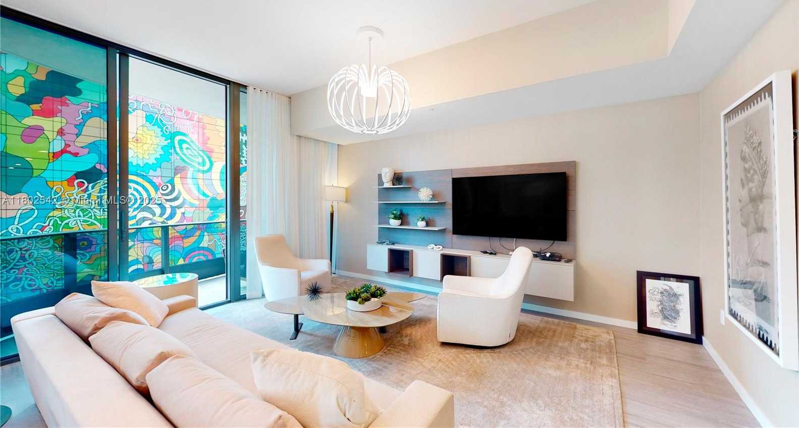 Small Image of 1000 BRICKELL PLZ #TH1812, Miami Number 2