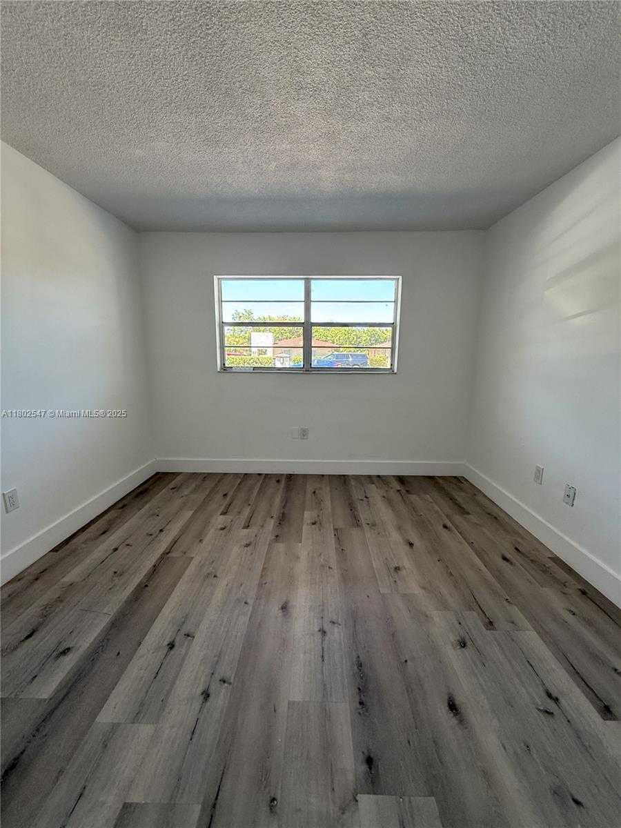 Small Image of 3100 WEST FLAGLER ST #104, Miami Number 13