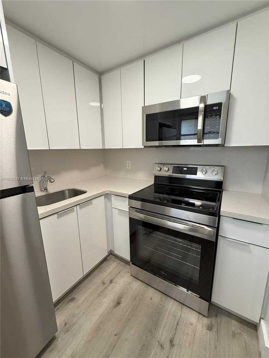 Small Image of 3100 WEST FLAGLER ST #104, Miami Number 6