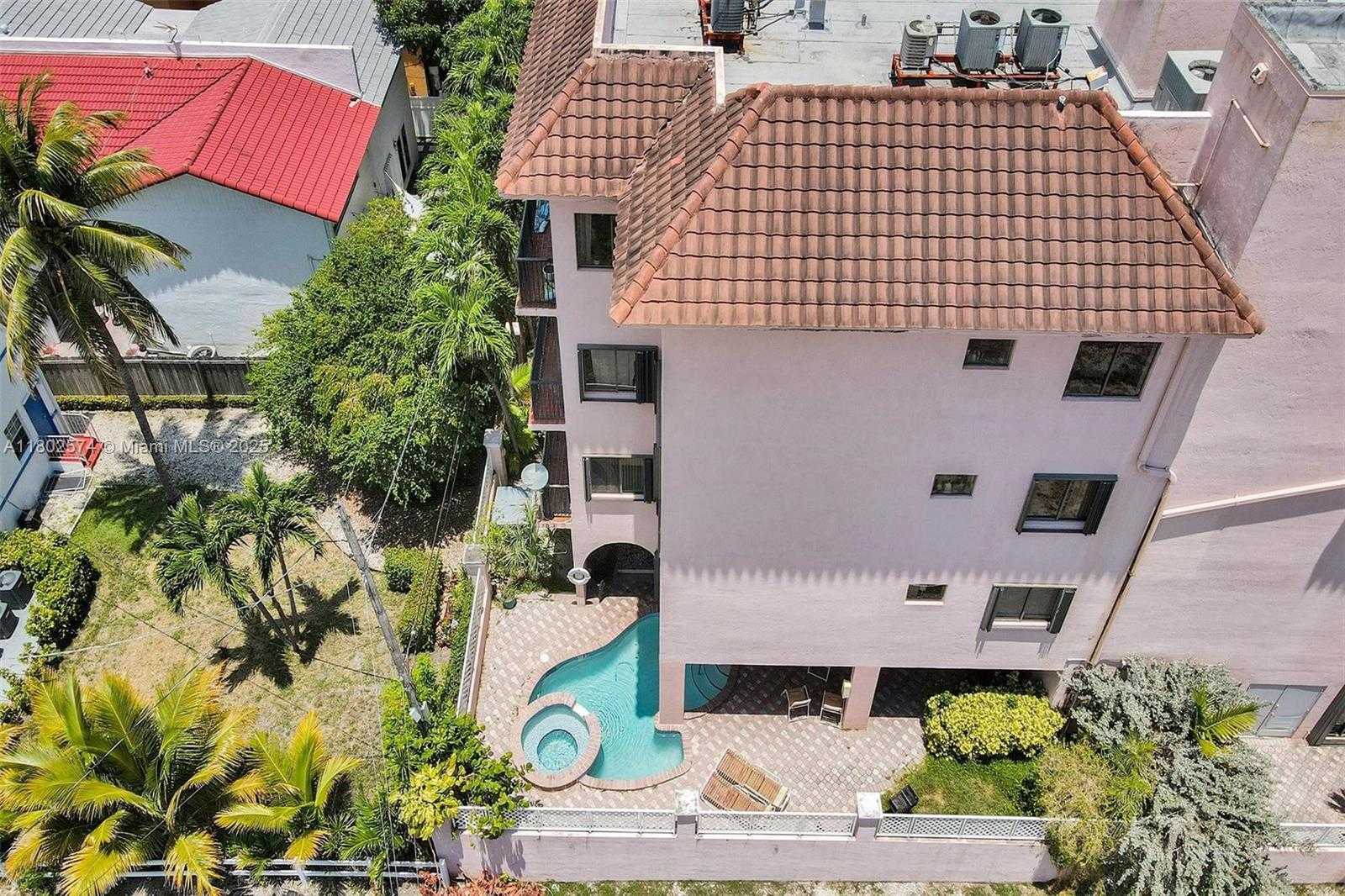 Small Image of 8816 COLLINS AVE #205, Surfside Number 37