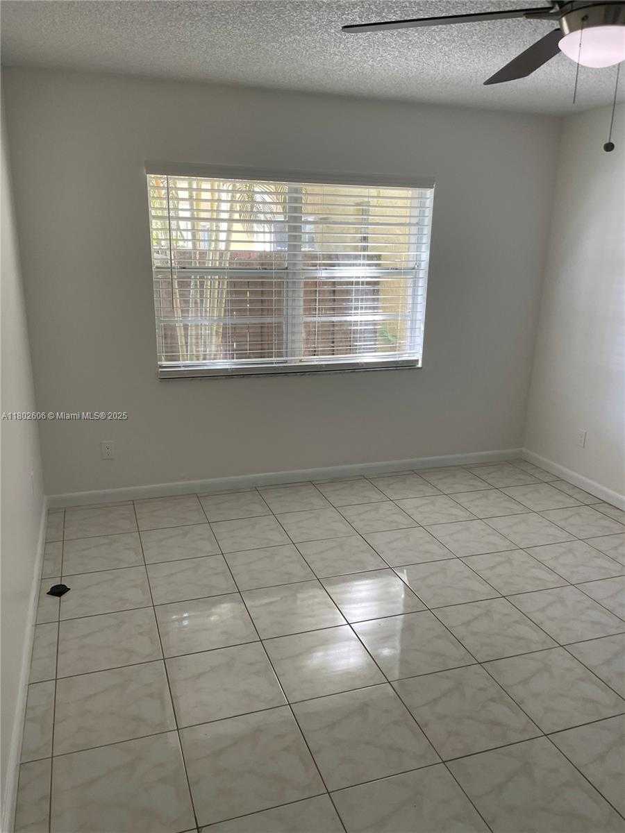 Small Image of 13726 SOUTH WEST 90TH AVE #12, Miami Number 12