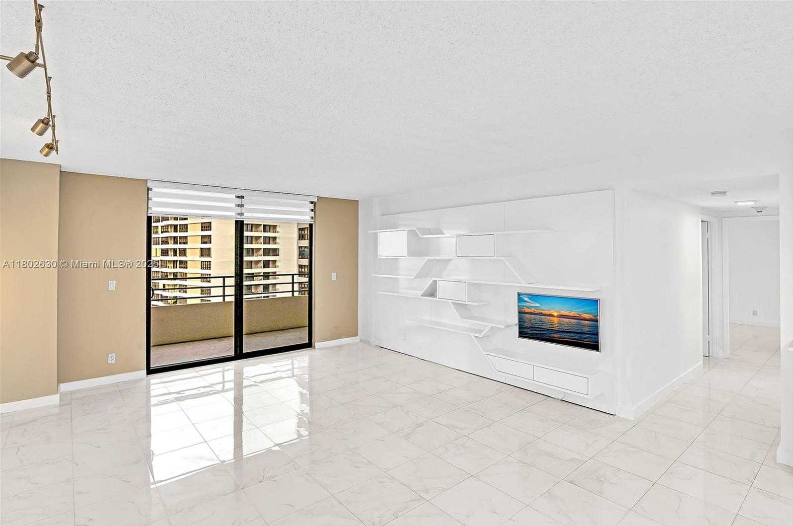 Small Image of 2500 PARKVIEW DR #1219, Hallandale Beach Number 11