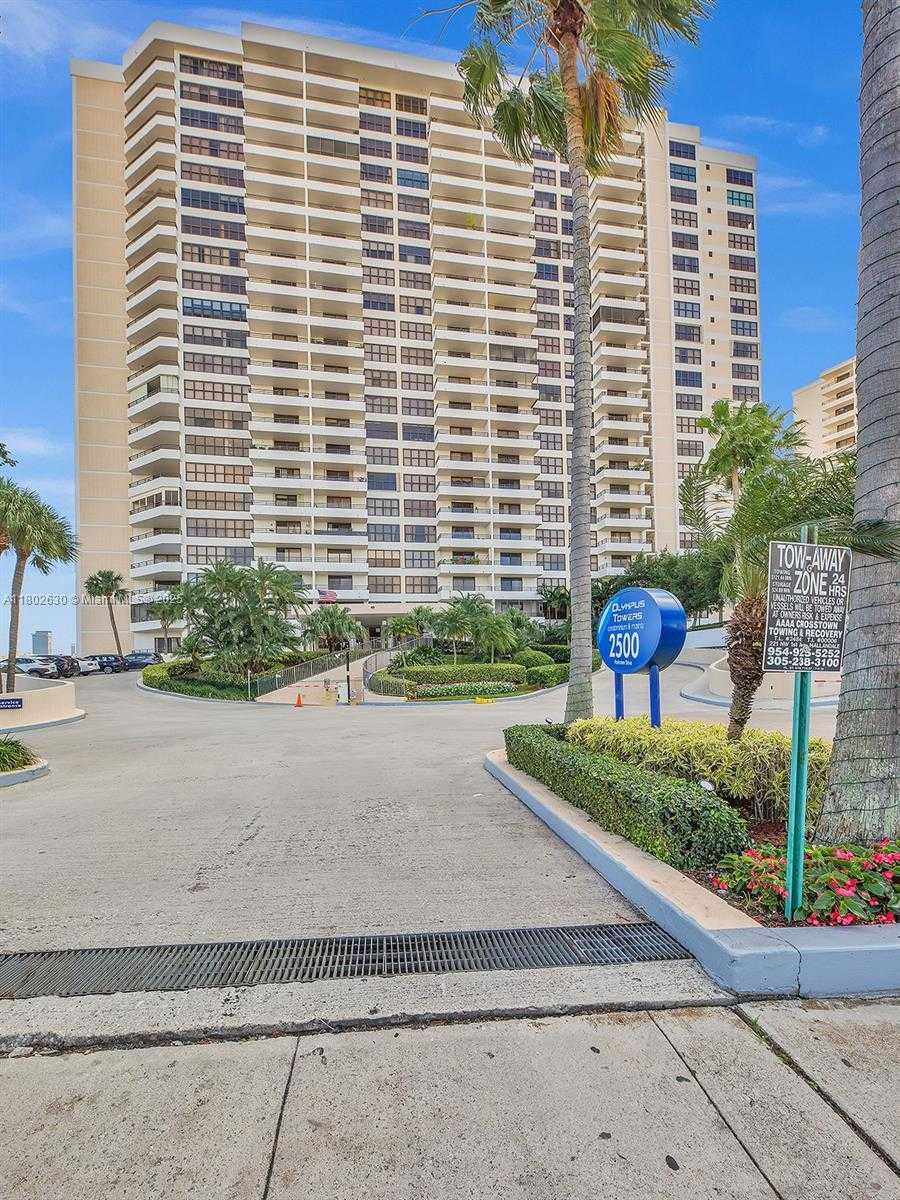 Small Image of 2500 PARKVIEW DR #1219, Hallandale Beach Number 32