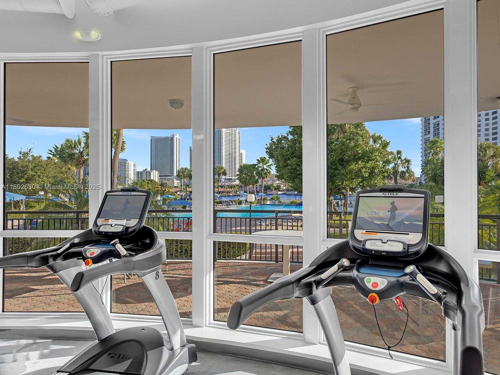 Small Image of 2500 PARKVIEW DR #1219, Hallandale Beach Number 36