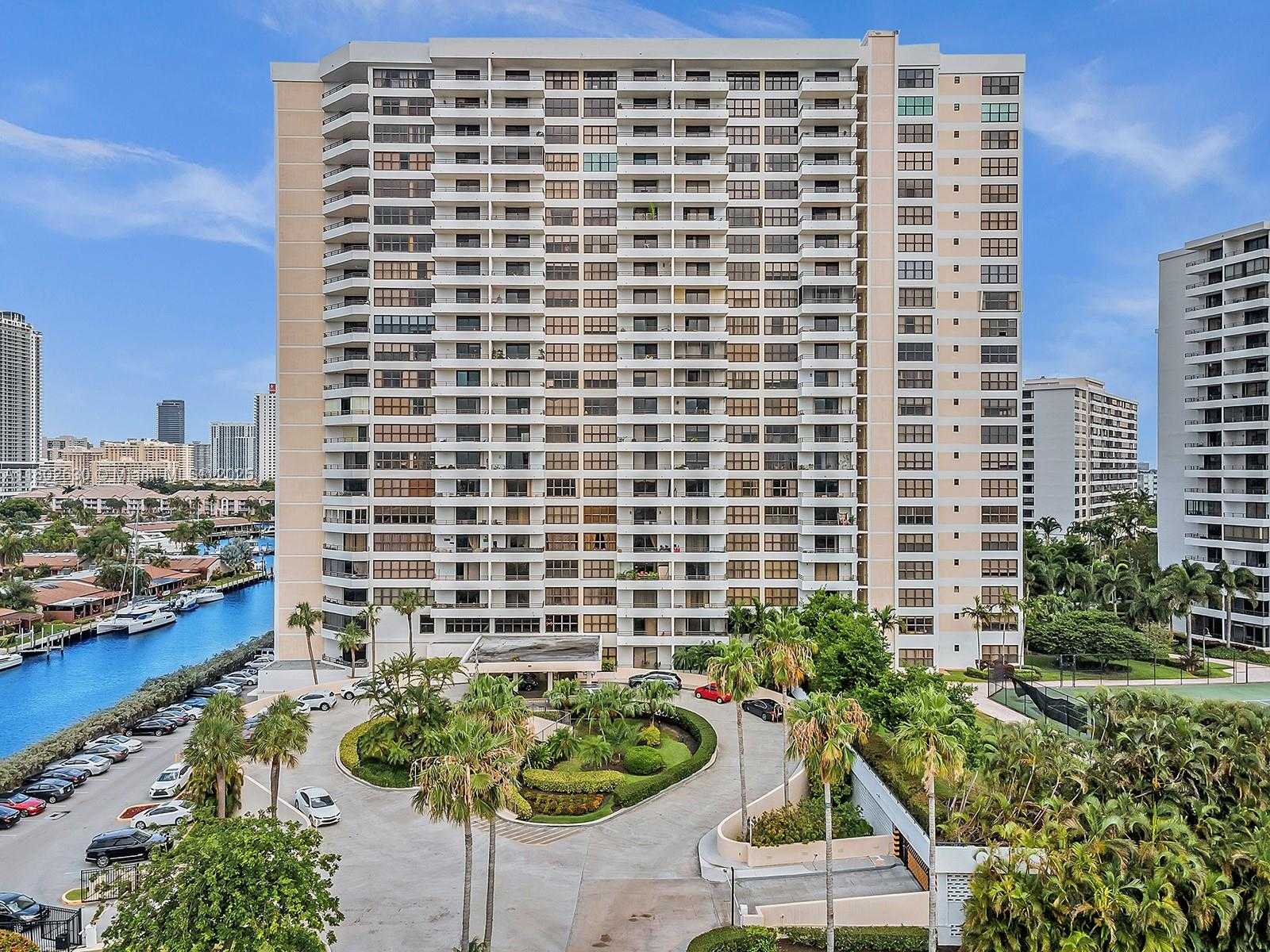 Small Image of 2500 PARKVIEW DR #1219, Hallandale Beach Number 43