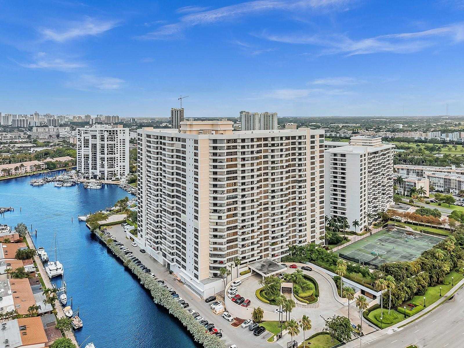 Small Image of 2500 PARKVIEW DR #1219, Hallandale Beach Number 45