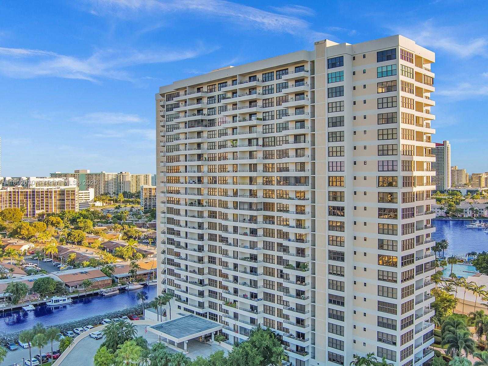 Small Image of 2500 PARKVIEW DR #1219, Hallandale Beach Number 49