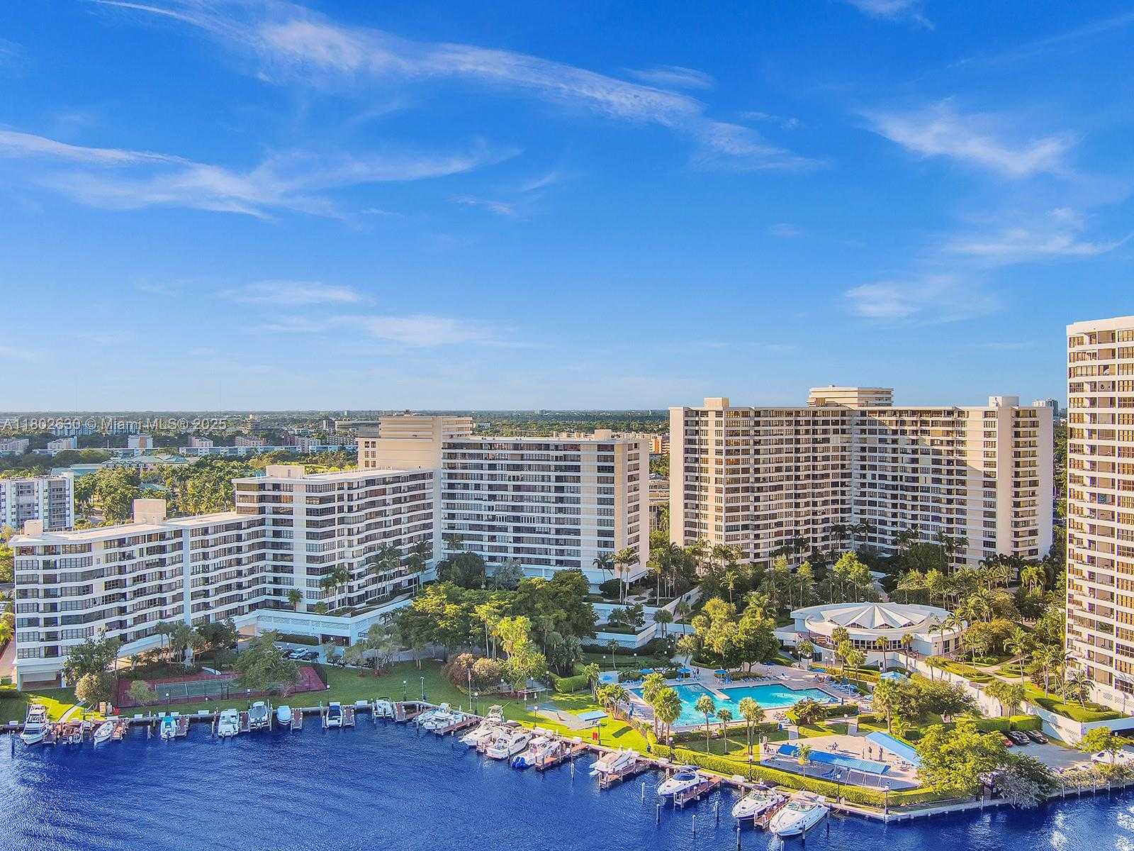 Small Image of 2500 PARKVIEW DR #1219, Hallandale Beach Number 53