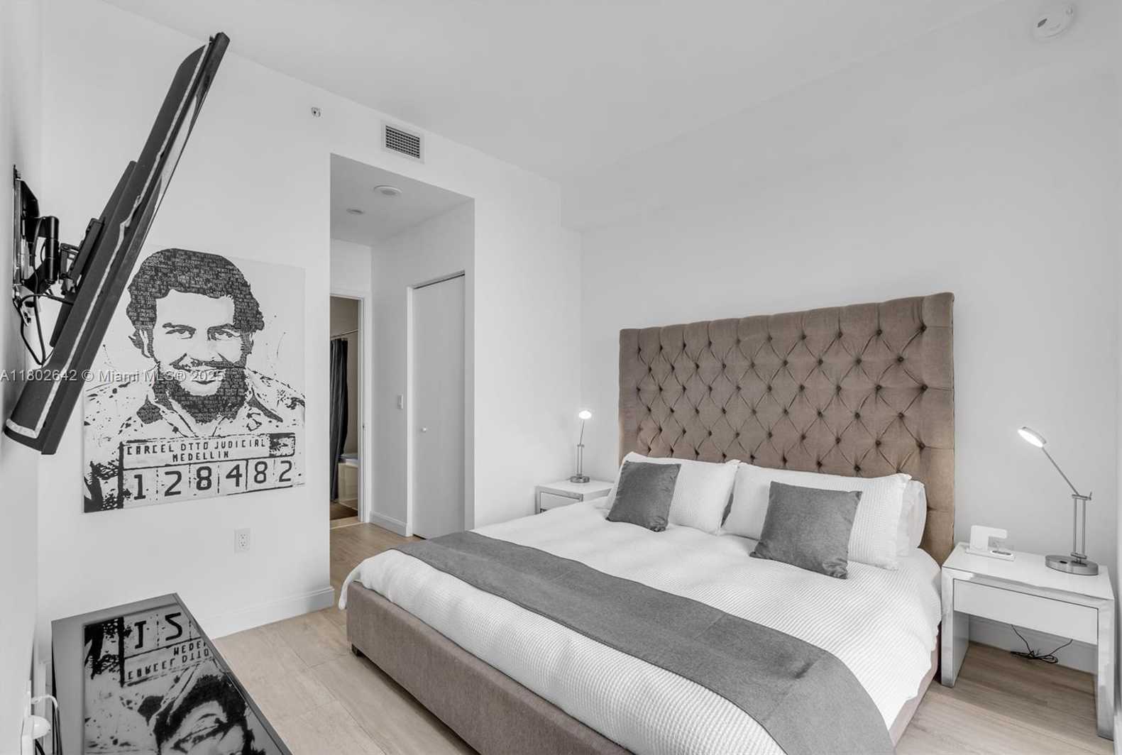 Small Image of 45 SOUTH WEST 9TH ST #4410, Miami Number 10