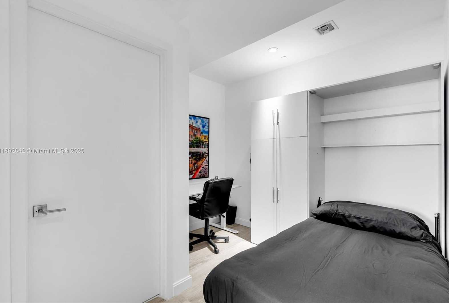 Small Image of 45 SOUTH WEST 9TH ST #4410, Miami Number 19