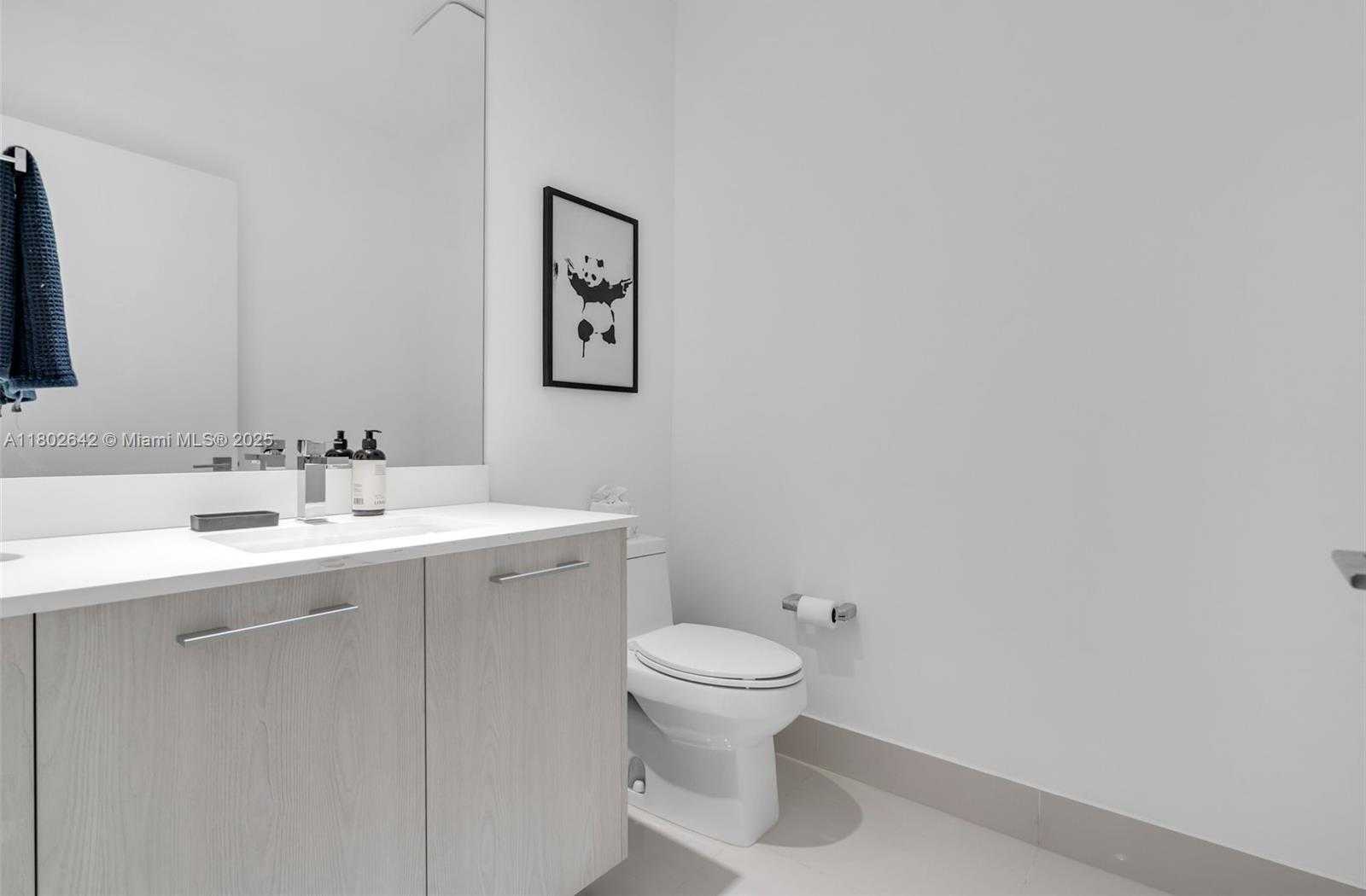 Small Image of 45 SOUTH WEST 9TH ST #4410, Miami Number 20