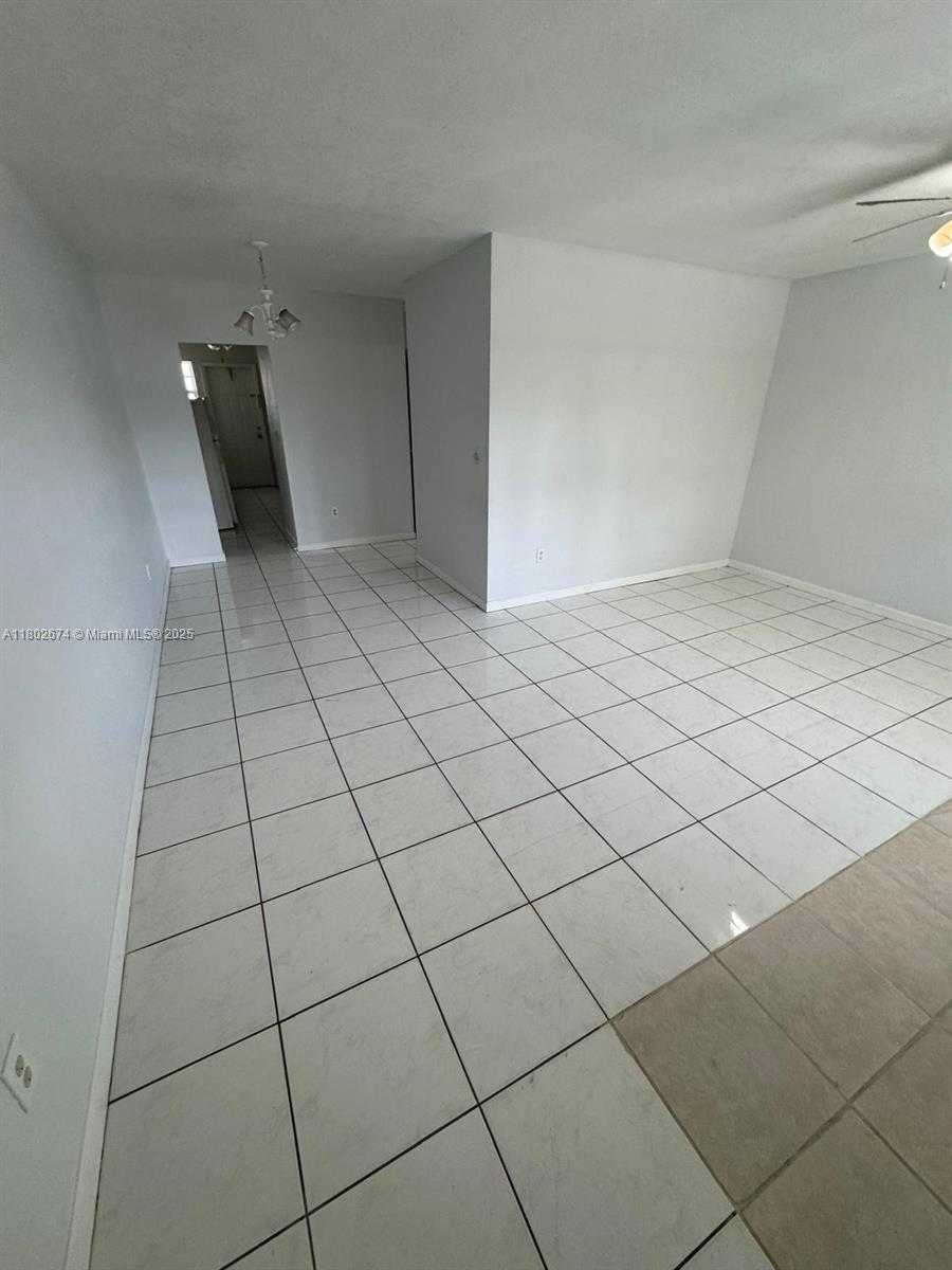 Small Image of 1451 NORTH EAST 170TH ST #210A, North Miami Beach Number 10