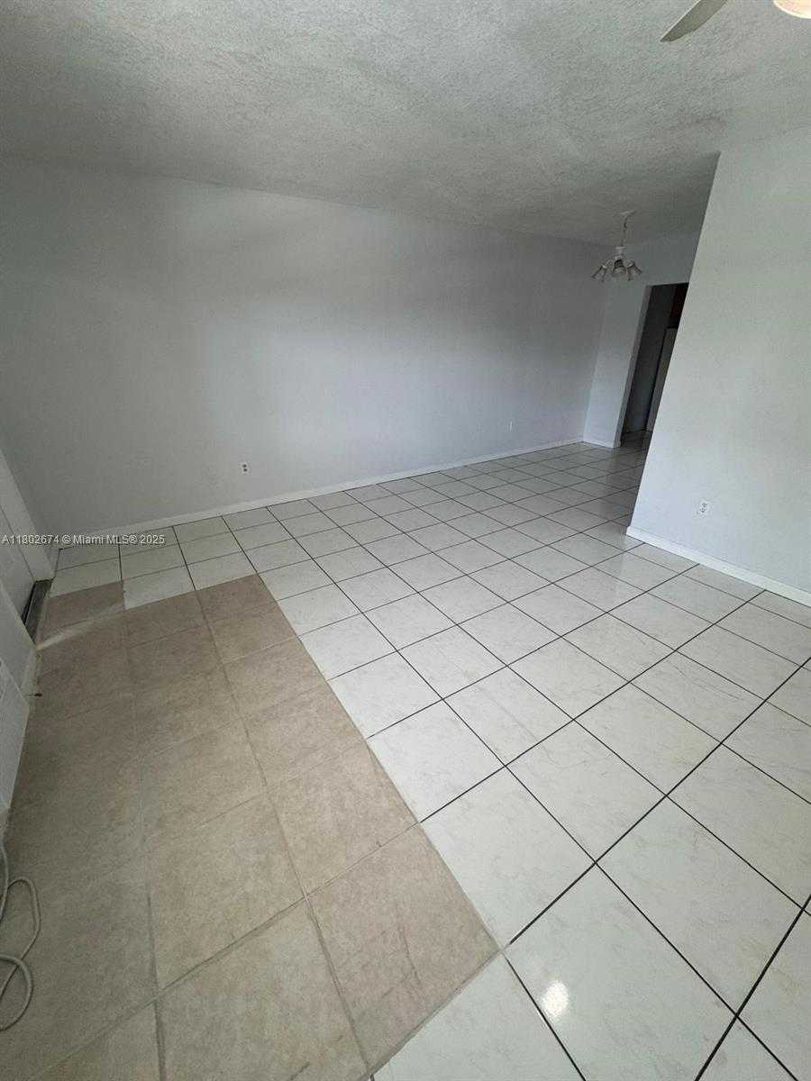 Small Image of 1451 NORTH EAST 170TH ST #210A, North Miami Beach Number 12