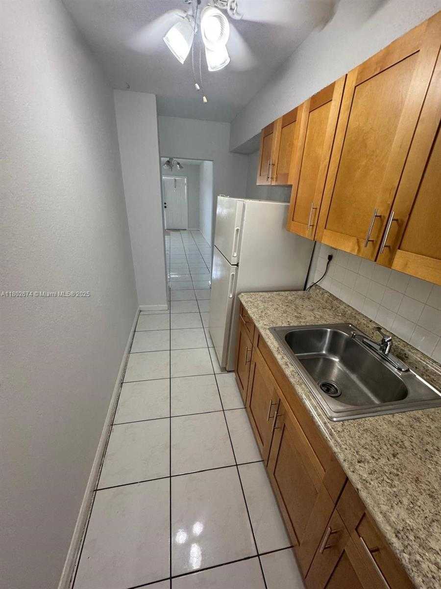 Small Image of 1451 NORTH EAST 170TH ST #210A, North Miami Beach Number 8